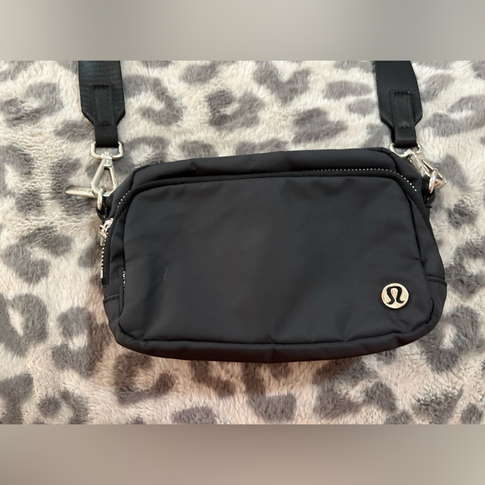 lululemon athletica Black Belt Bag